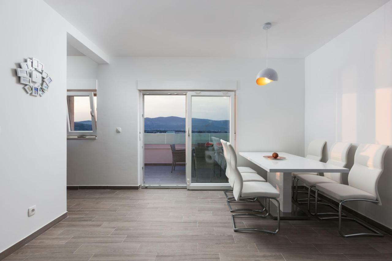 Luxury Villa Aria, Apartment Trogir Extérieur photo